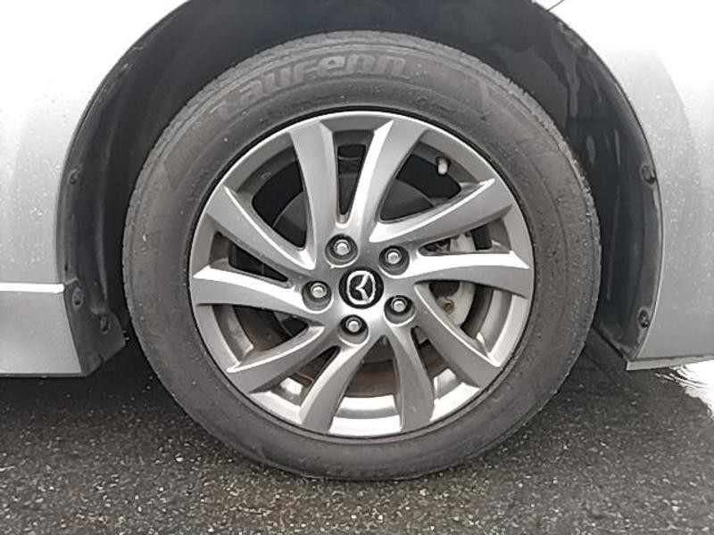 2013 Mazda Axela