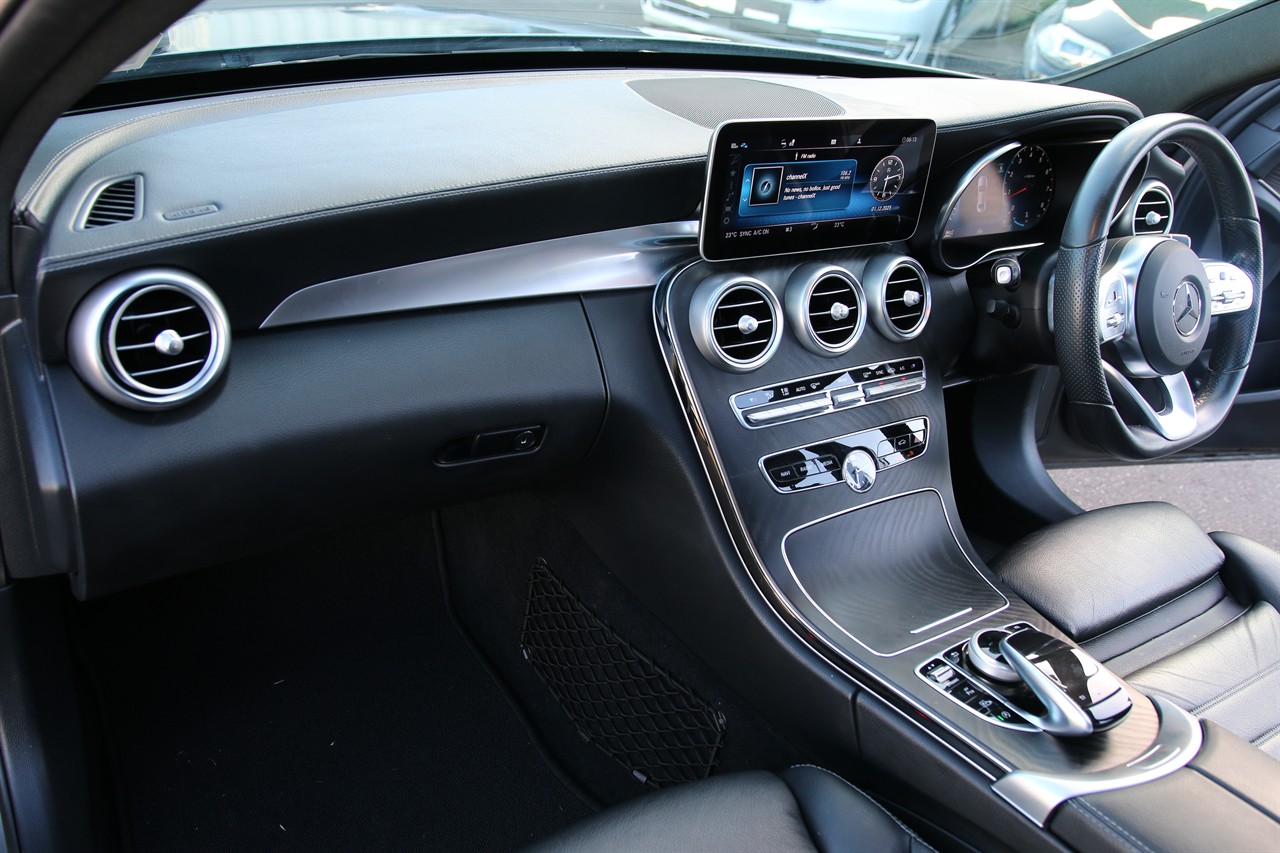 2019 Mercedes-Benz C 300