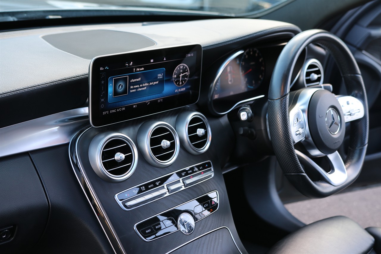 2019 Mercedes-Benz C 300