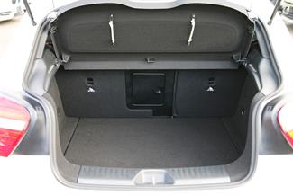 2013 Mercedes-Benz A250 - Thumbnail