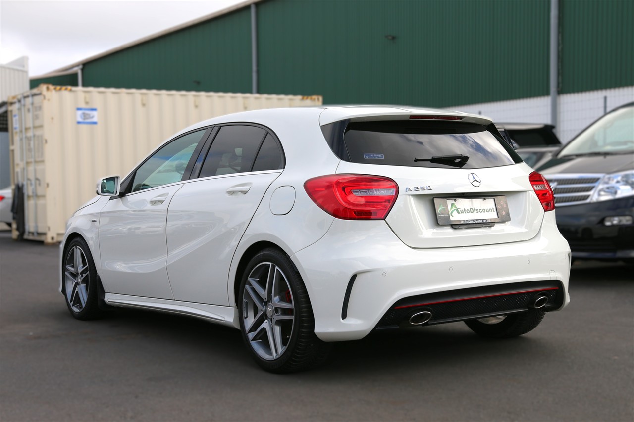 2013 Mercedes-Benz A250