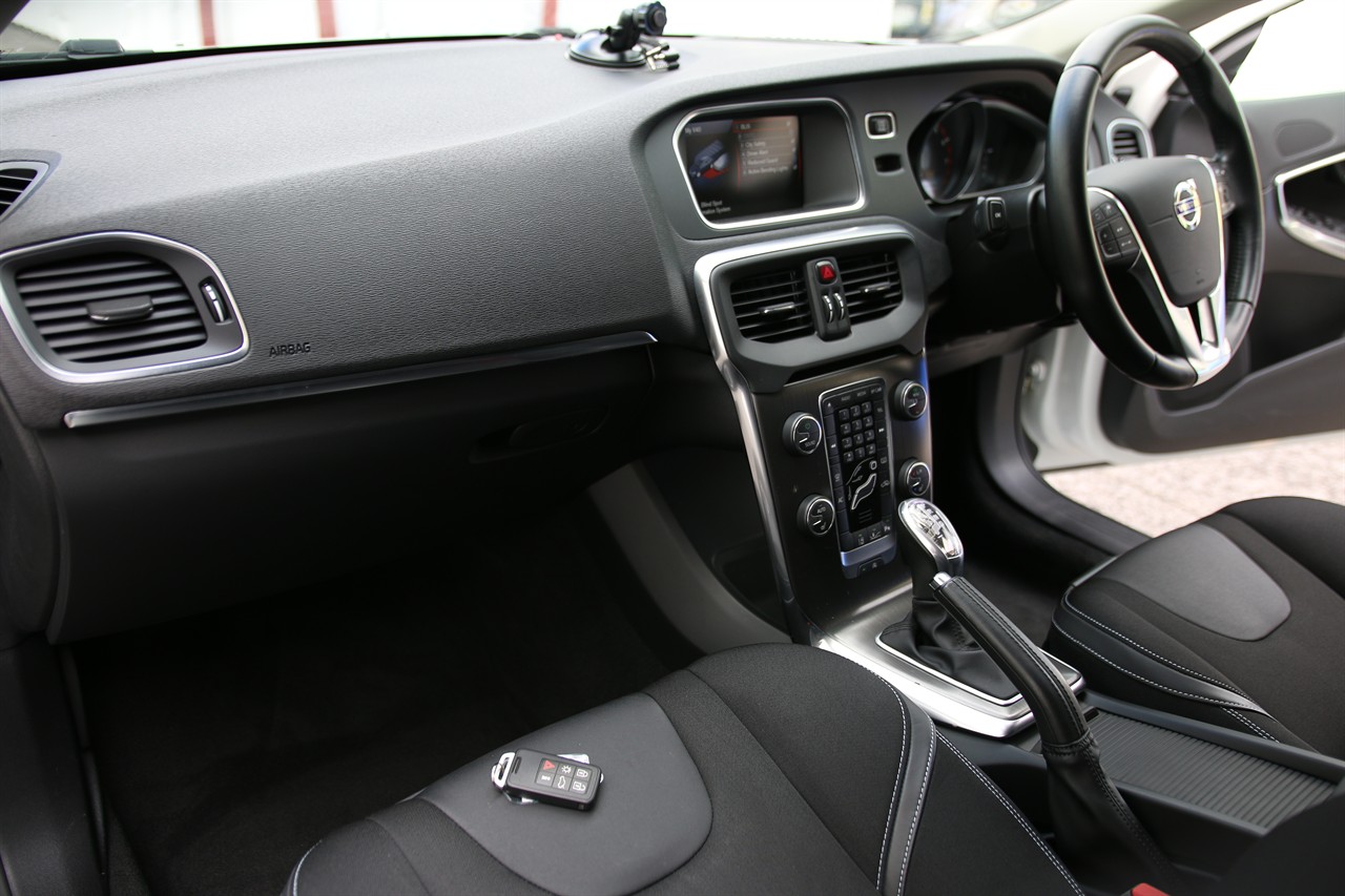 2013 Volvo V40