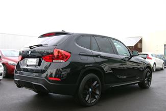 2015 BMW X1 - Thumbnail