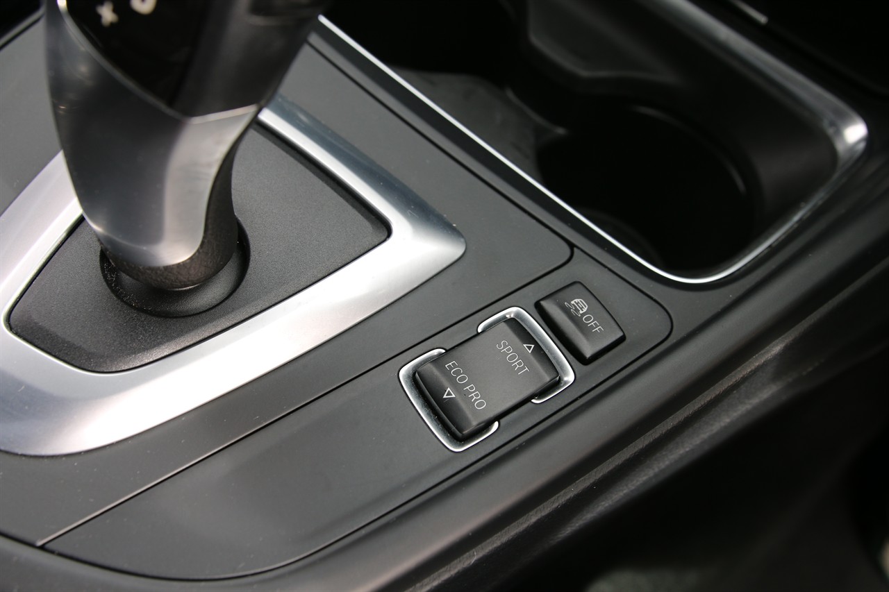 2013 BMW 320i