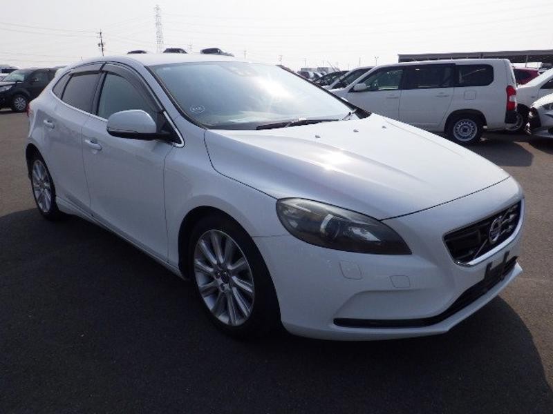 2014 Volvo V40