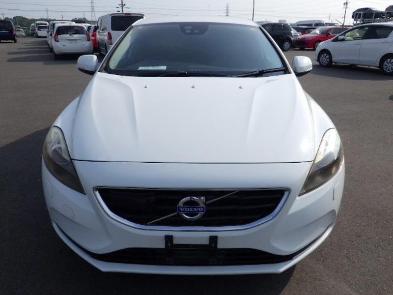 2014 Volvo V40