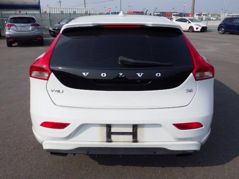 2014 Volvo V40