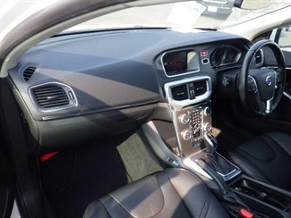 2014 Volvo V40 - Thumbnail