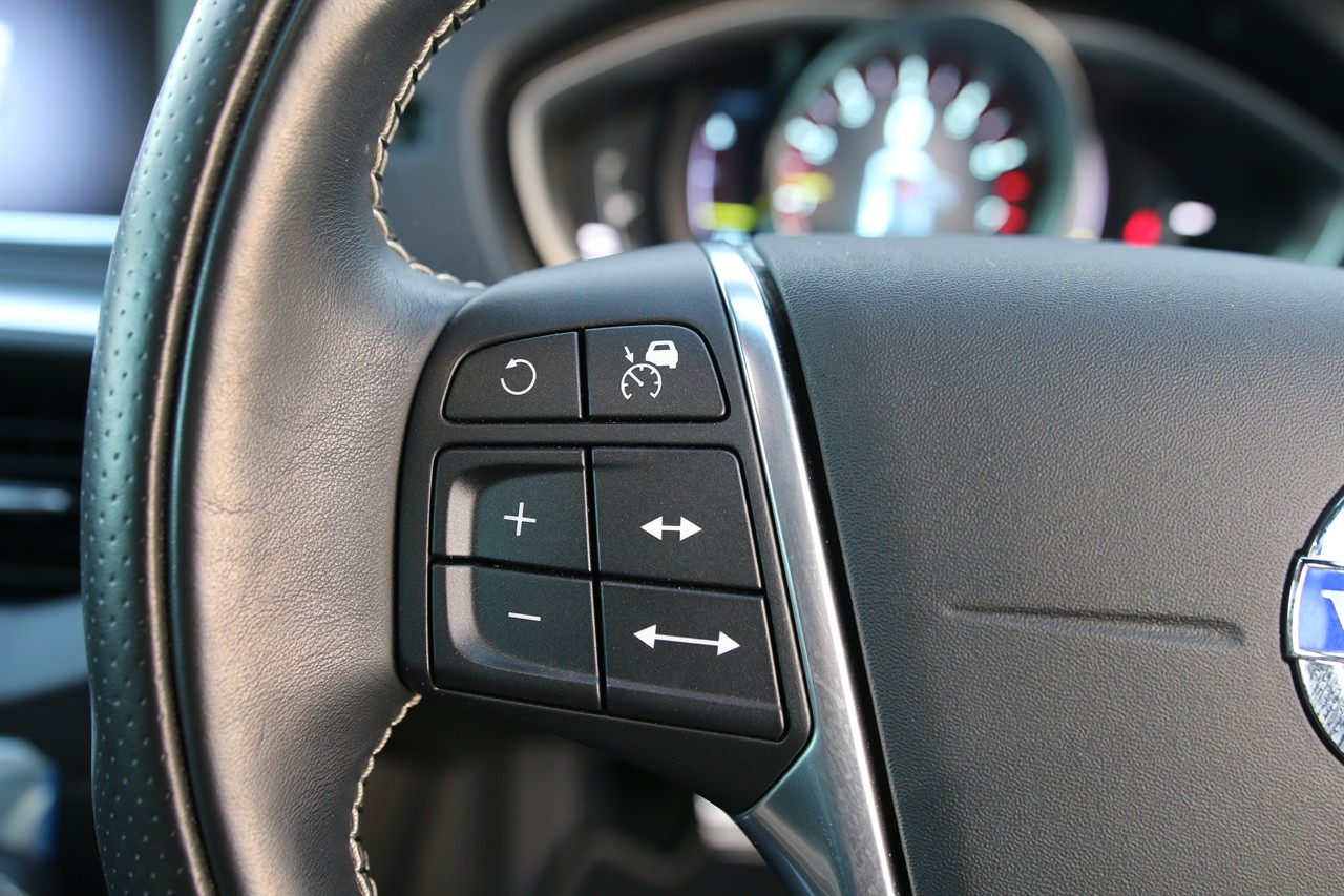 2013 Volvo V40