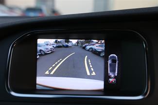 2013 Volvo V40 - Thumbnail
