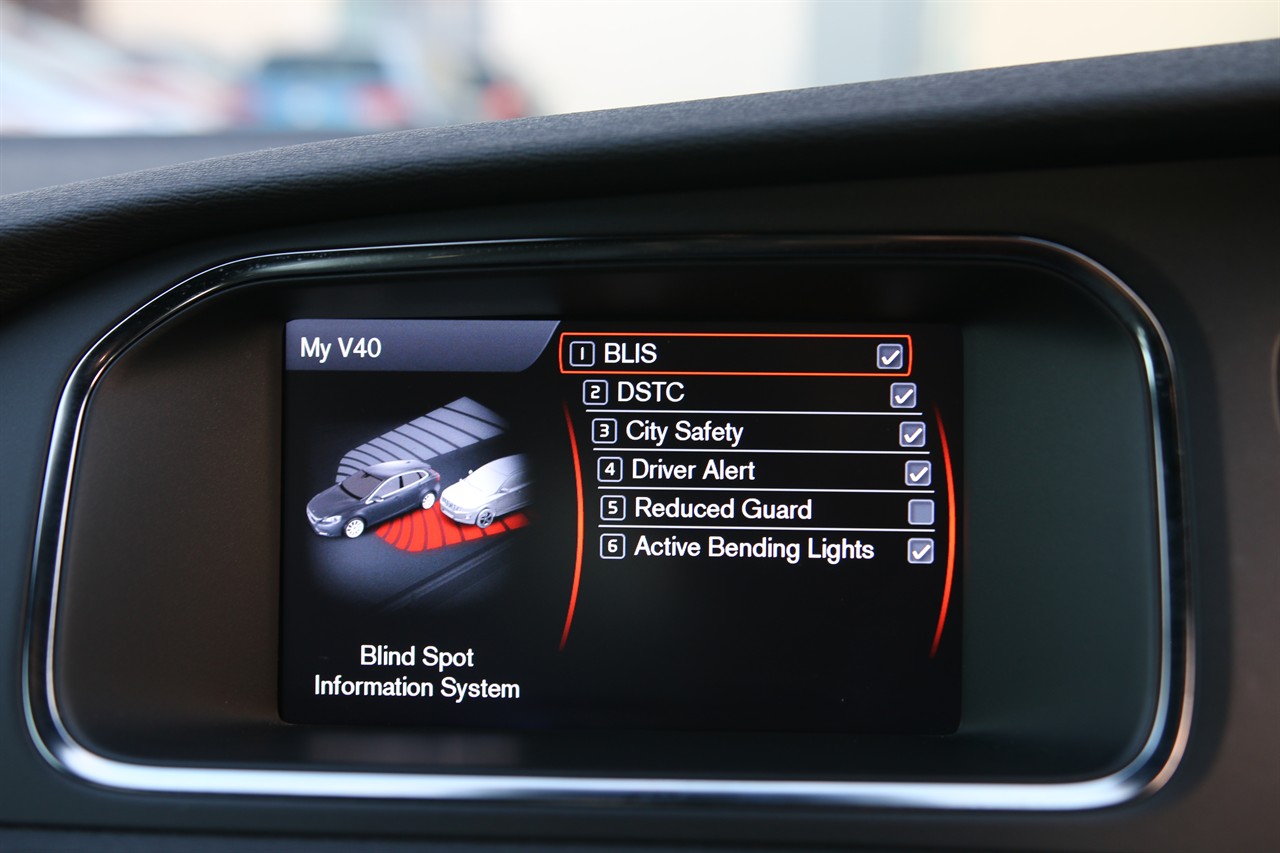 2013 Volvo V40