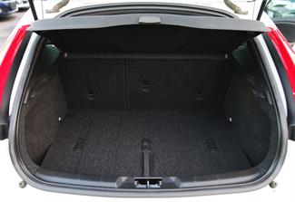2013 Volvo V40 - Thumbnail