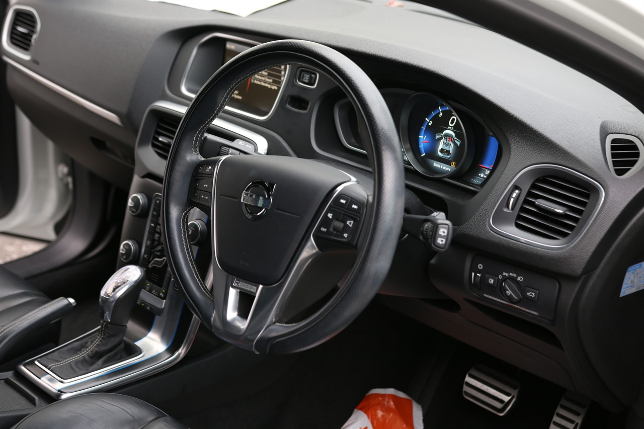 2013 Volvo V40