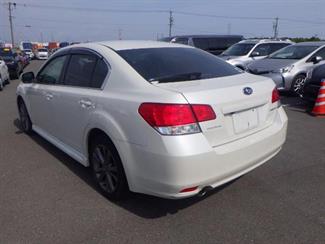2014 Subaru Legacy - Thumbnail