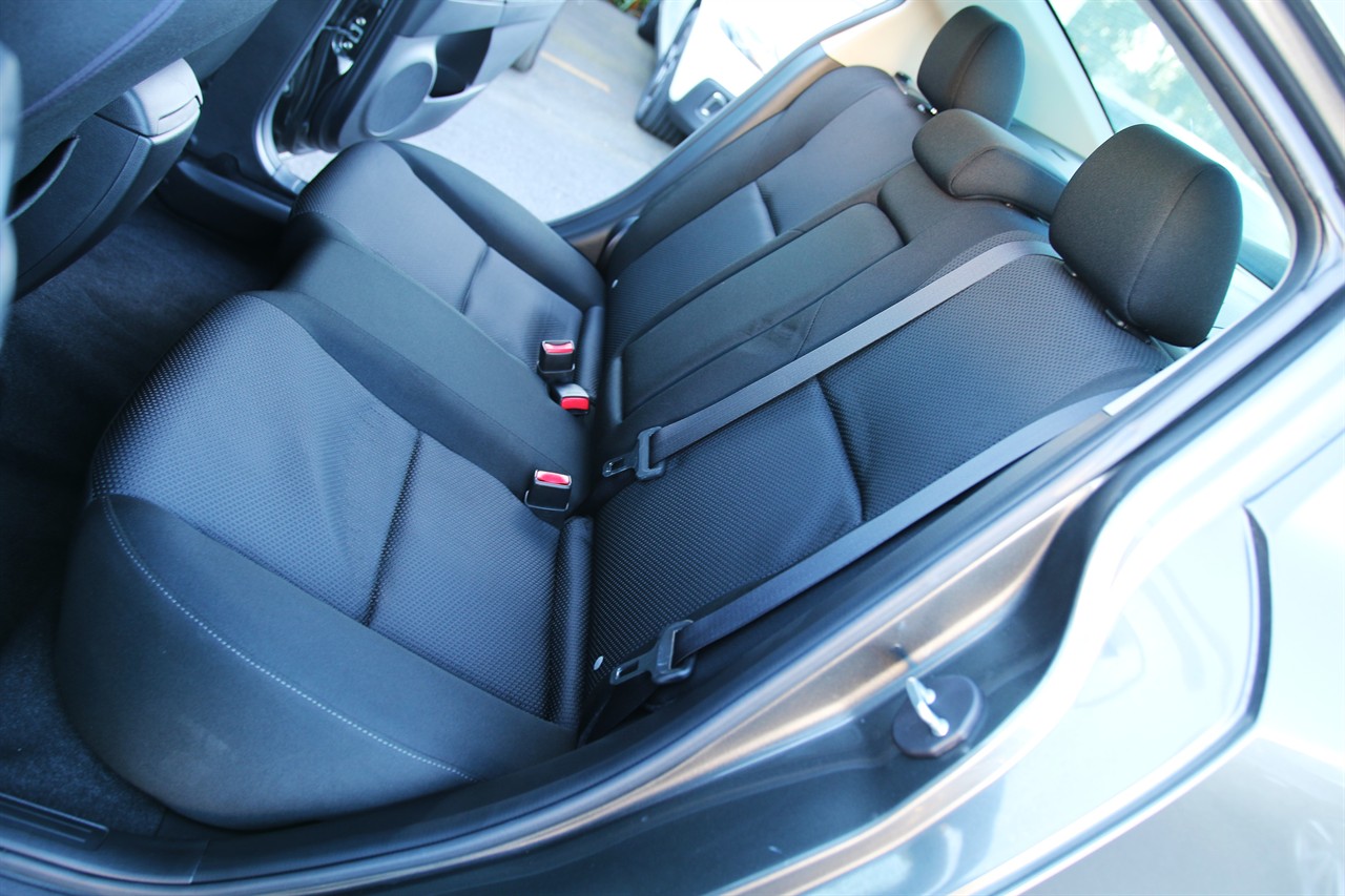 2012 Mazda Axela