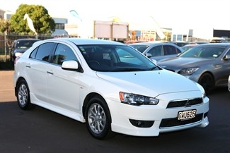 2013 Mitsubishi Lancer - Thumbnail