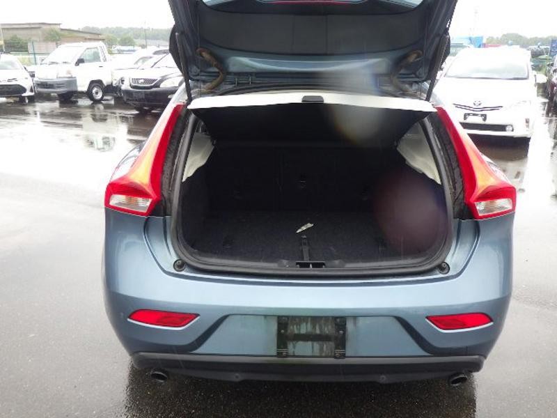 2013 Volvo V40