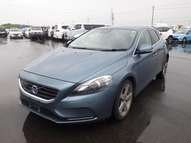 2013 Volvo V40