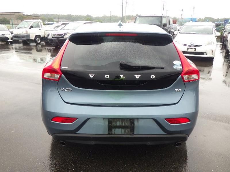 2013 Volvo V40