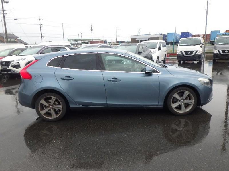2013 Volvo V40