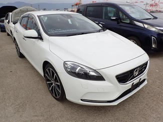 2013 Volvo V40 - Thumbnail