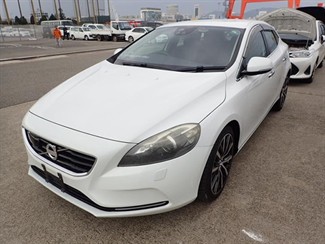 2013 Volvo V40 - Thumbnail