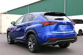 2020 Lexus NX 300h - Thumbnail