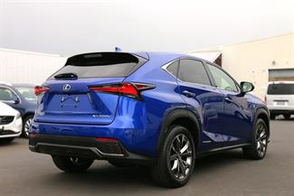 2020 Lexus NX 300h - Thumbnail