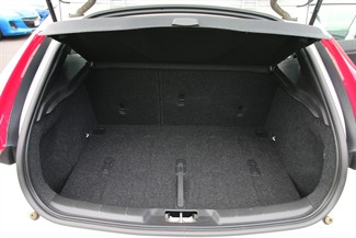 2015 Volvo V40 - Thumbnail