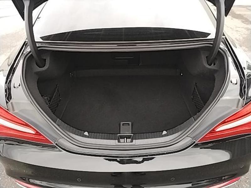 2017 Mercedes-Benz CLA250