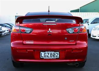 2018 Mitsubishi Lancer - Thumbnail