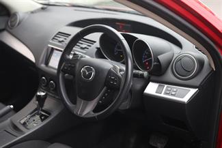 2011 Mazda Axela - Thumbnail