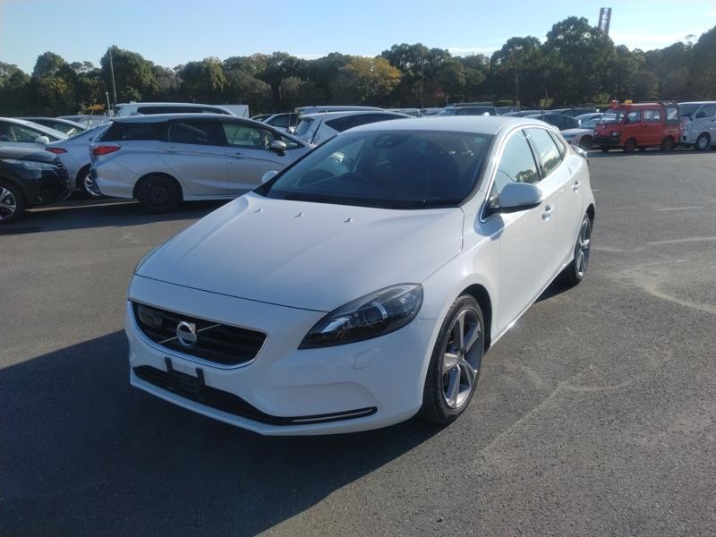 2013 Volvo V40