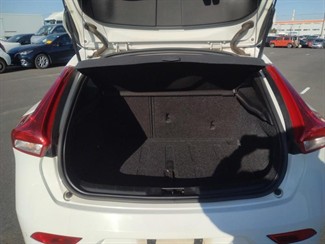 2013 Volvo V40 - Thumbnail