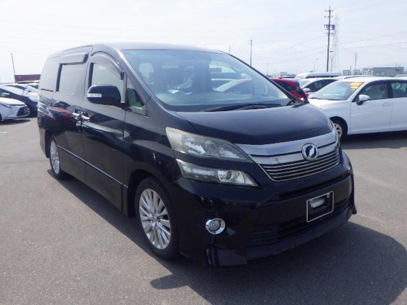 2013 Toyota Vellfire