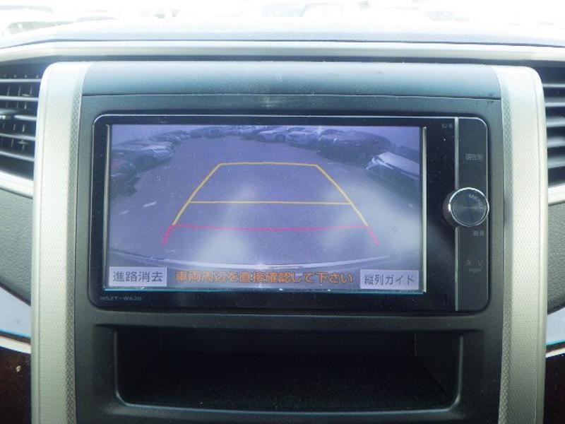 2013 Toyota Vellfire