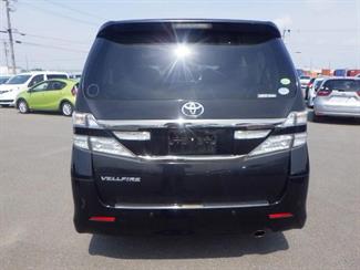 2013 Toyota Vellfire - Thumbnail