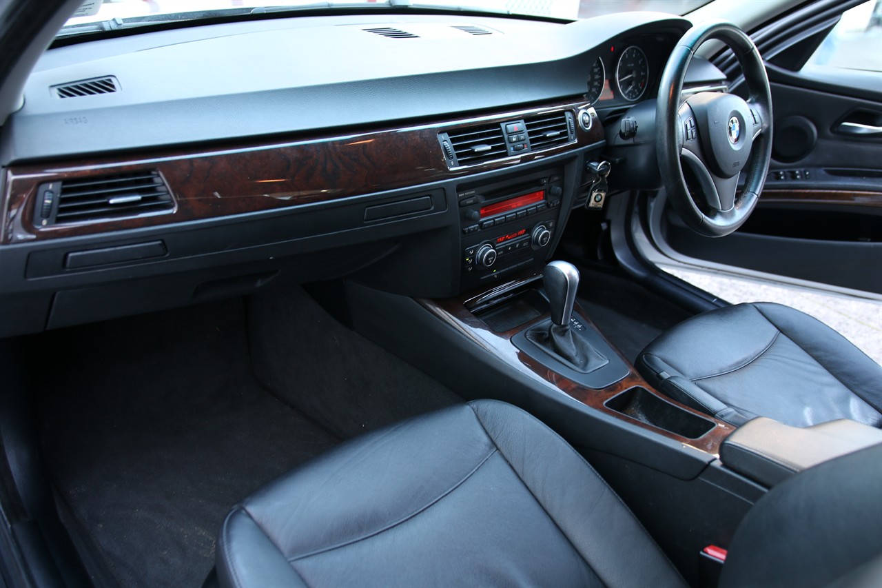 2007 BMW 320i