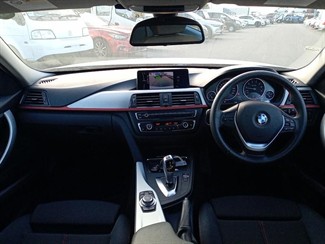 2012 BMW 320i - Thumbnail