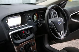 2014 Volvo V40 - Thumbnail