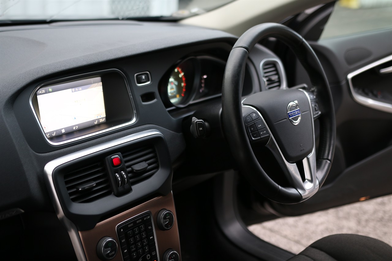 2014 Volvo V40
