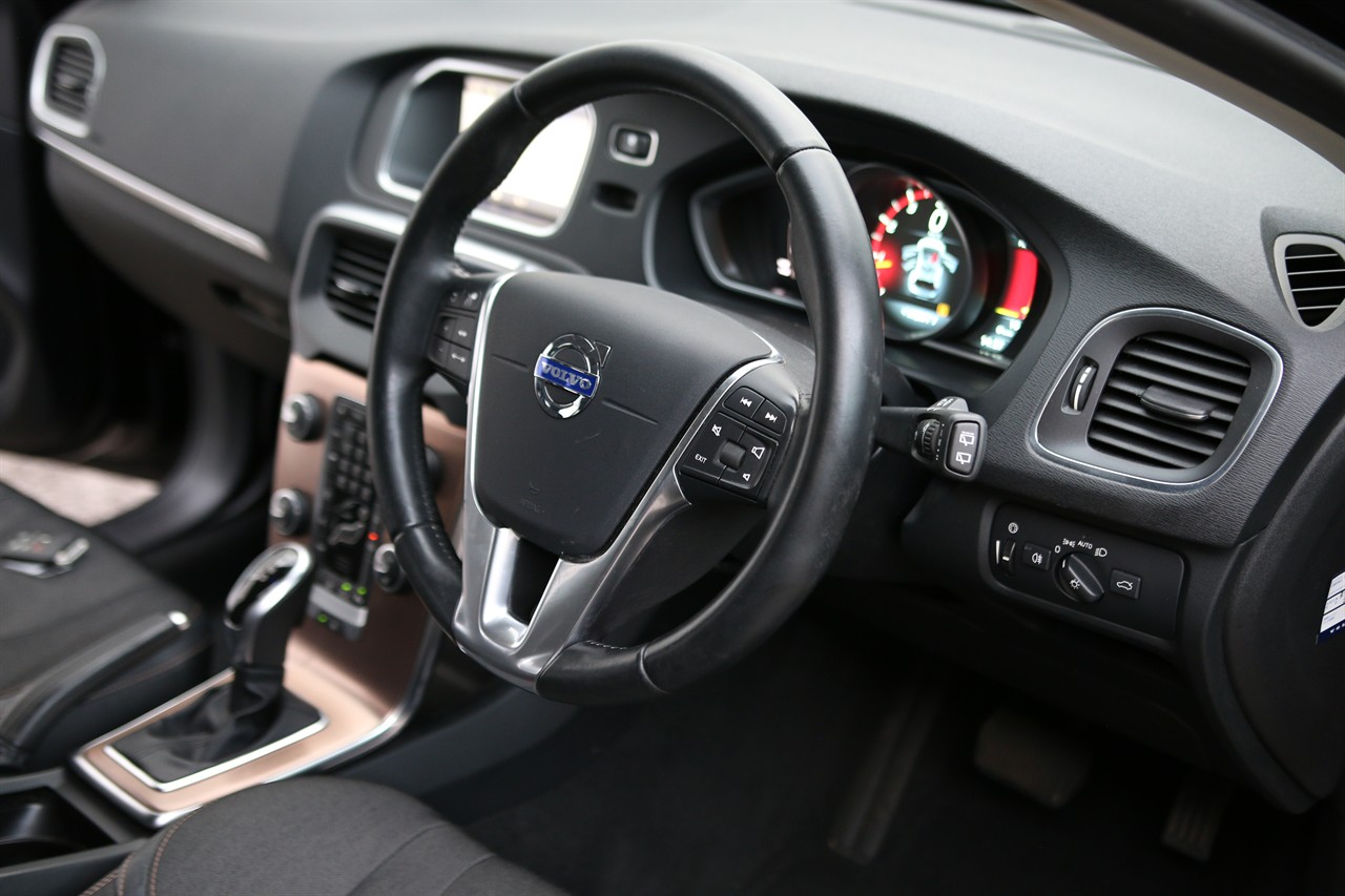 2014 Volvo V40
