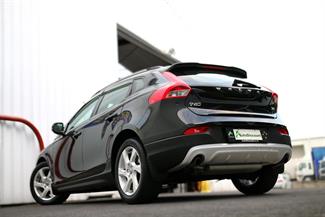 2014 Volvo V40 - Thumbnail