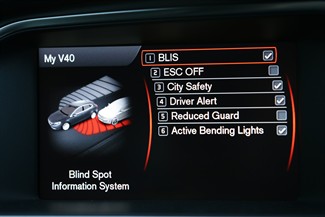 2014 Volvo V40 - Thumbnail