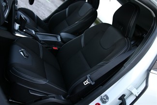 2014 Volvo V40 - Thumbnail