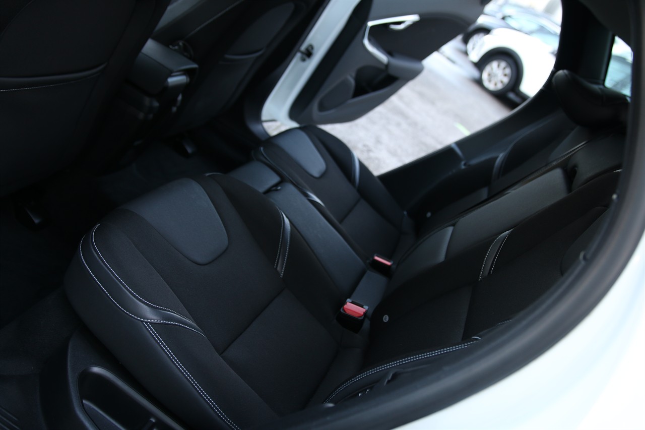 2014 Volvo V40