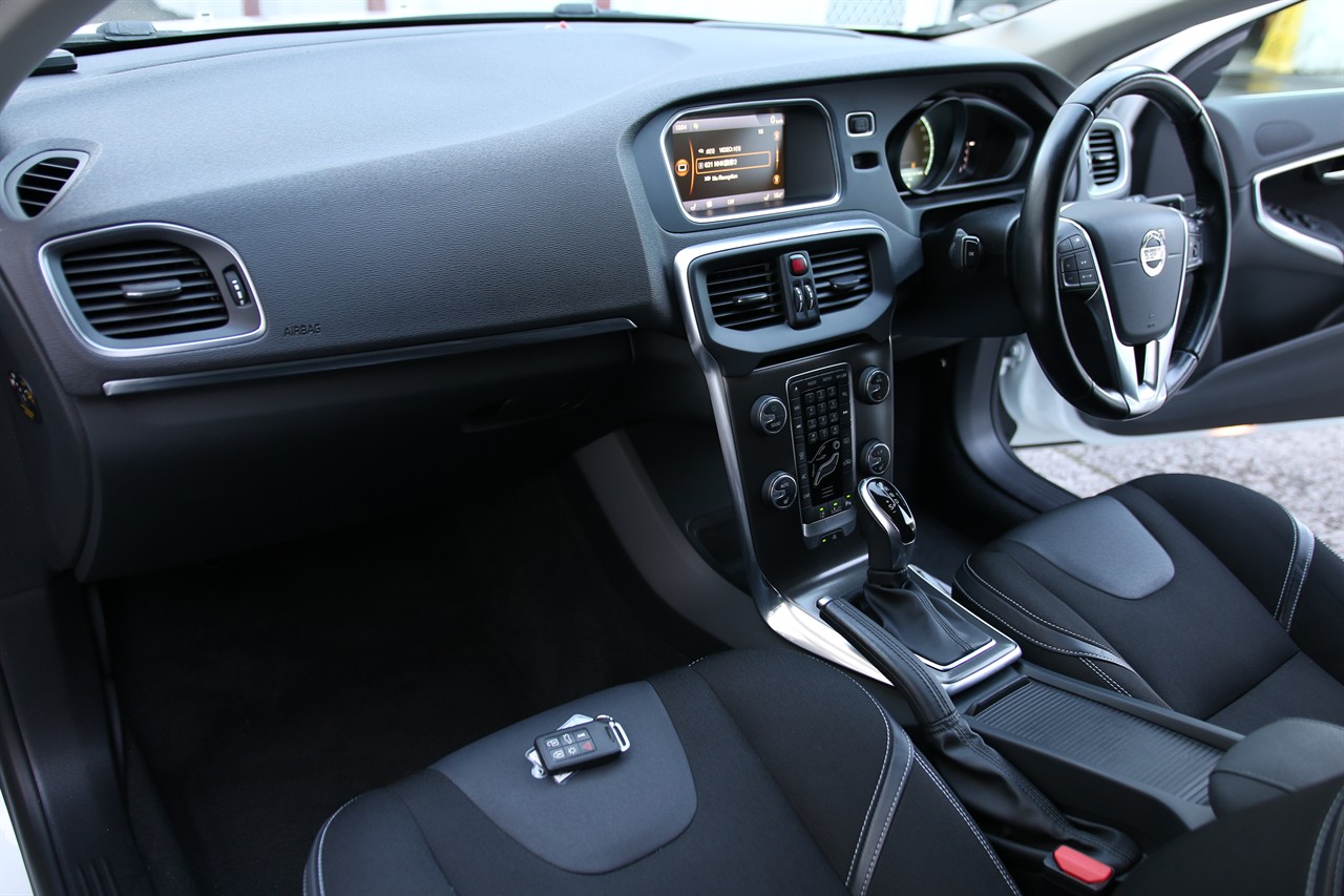 2014 Volvo V40