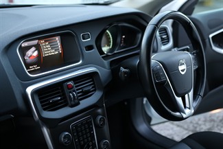2014 Volvo V40 - Thumbnail