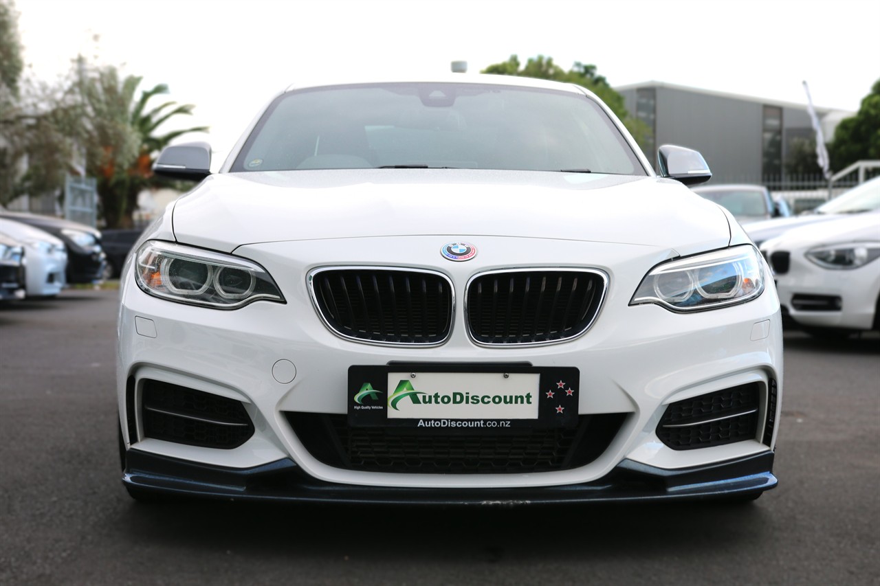 2015 BMW M235i