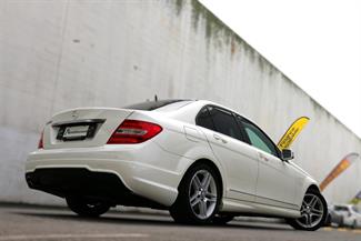 2013 Mercedes-Benz C 200 - Thumbnail